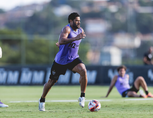 Hulk solicita afastamento do Atlético-MG e reabre negociações com equipe nacional