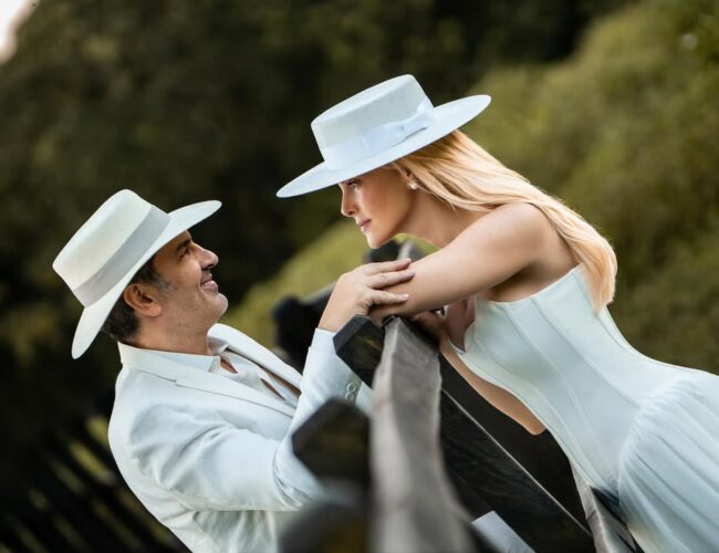 Ana Hickmann homenageia Edu Guedes em seu aniversário de 52 anos, relembrando os momentos iniciais do relacionamento