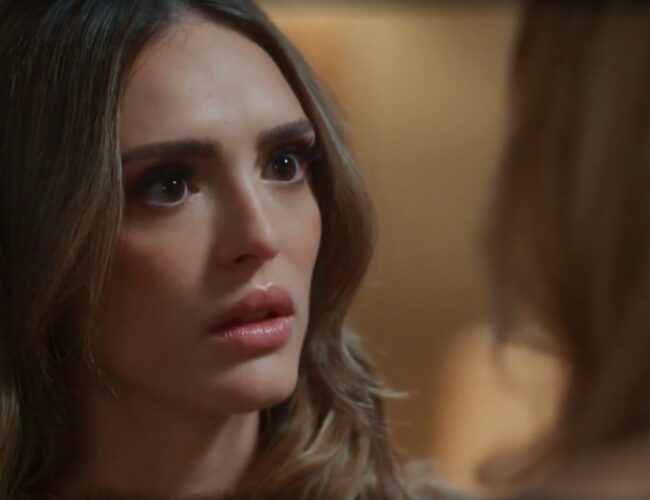 Isabelle Drummond traz Emília de volta 25 anos após “Sítio do Picapau Amarelo” e provoca reflexão nostálgica
